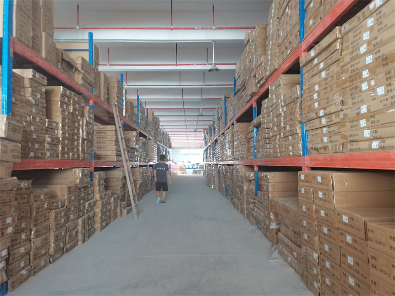 歐寶萬(wàn)家家具工廠實(shí)拍16