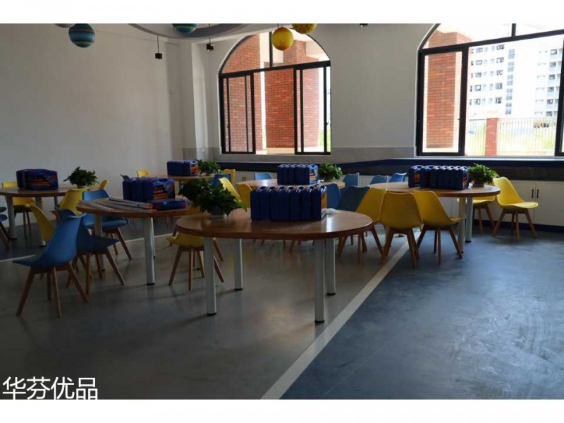 學校、部隊、科研實驗室實木家具、課桌、宿舍上下雙層床工程定制11