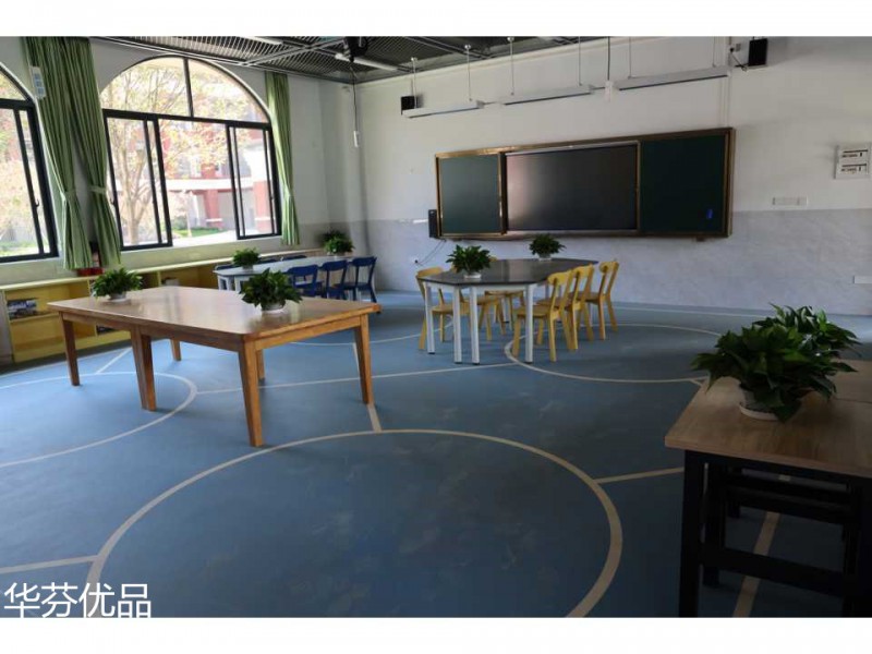 學校、部隊、科研實驗室實木家具、課桌、宿舍上下雙層床工程定制17