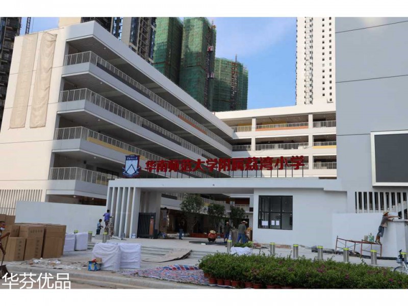 學校、部隊、科研實驗室實木家具、課桌、宿舍上下雙層床工程定制36