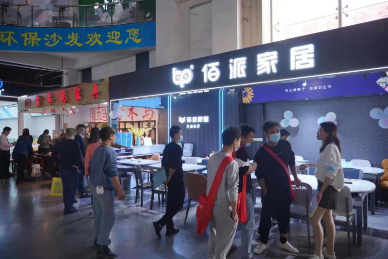 南康家具好，好在實木制造，更好在綠色環(huán)保、生態(tài)健康