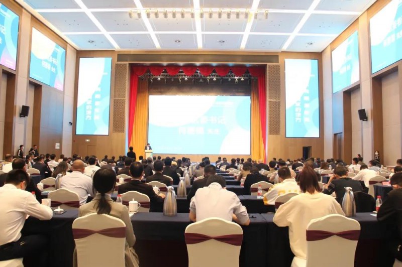 南康家具品牌企業代表共計200余人參加此次活動