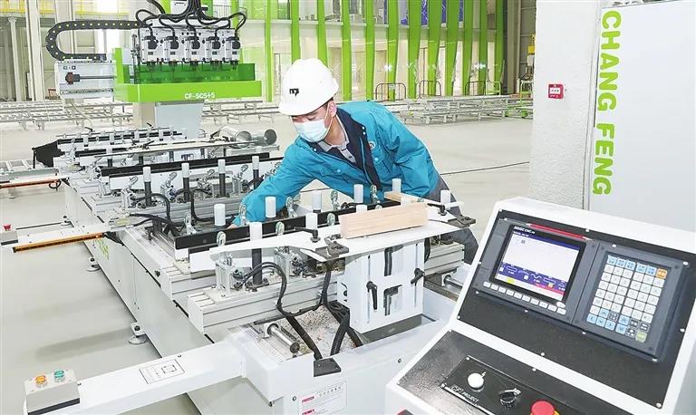 緊盯時間表、進度圖,全力以赴狠抓落實