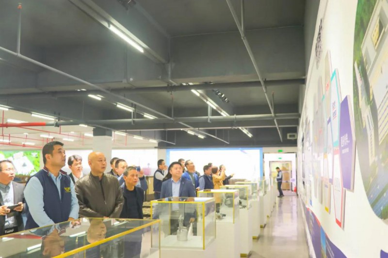 參觀愈富制造企業文化