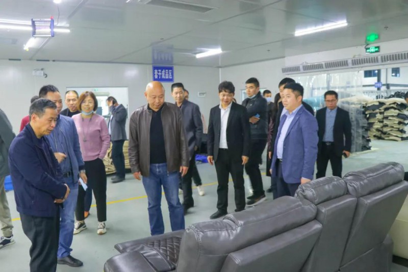 參觀丹桂芳生產車間