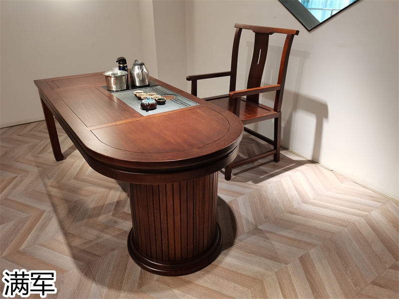 滿軍實木辦公家具展廳實拍