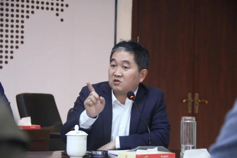 區(qū)家具產(chǎn)業(yè)促進局局長李慶偉