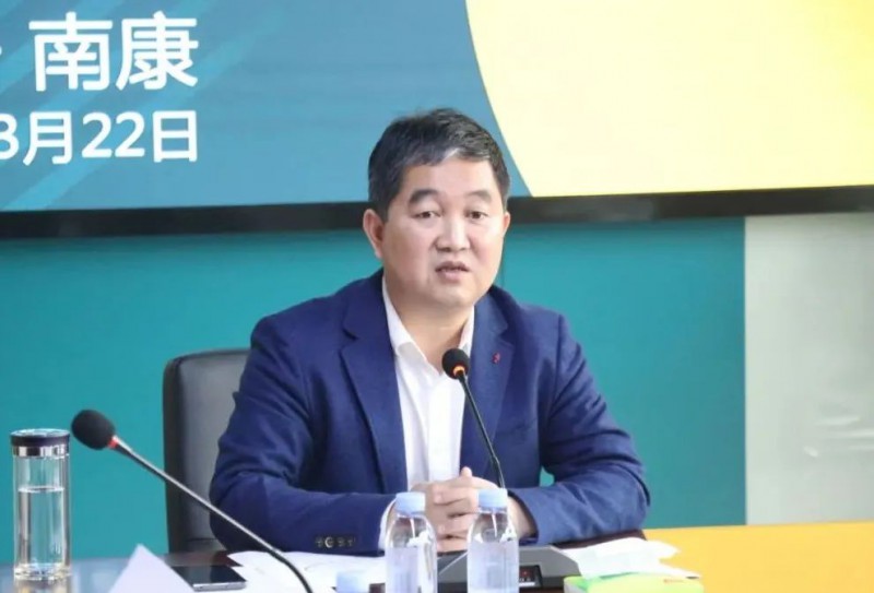 區家具產業促進局局長李慶偉做動員講話