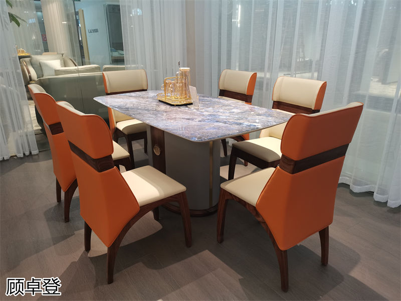 顧卓登實木輕奢風格家具展廳實拍