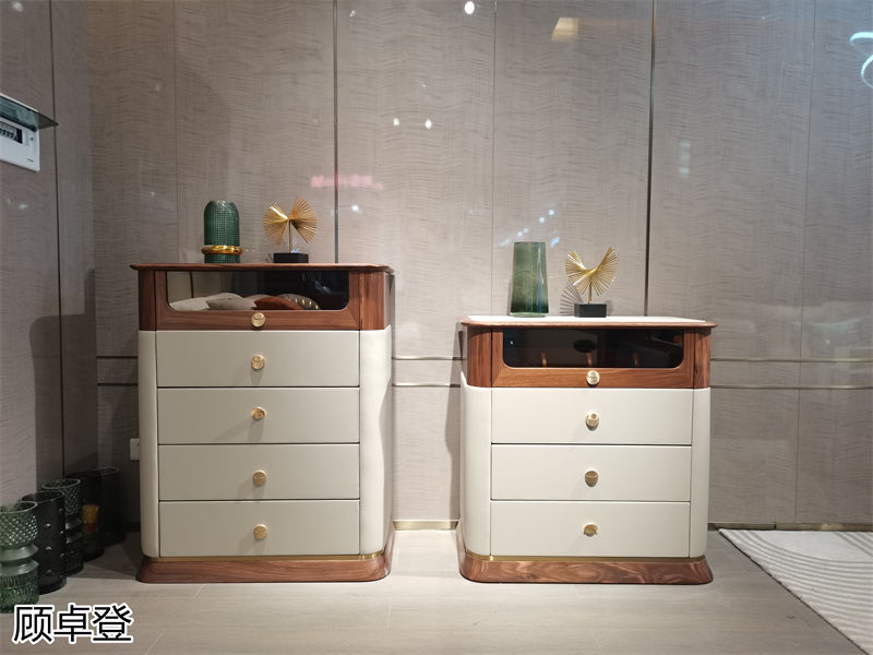 顧卓登實木輕奢風格家具展廳實拍