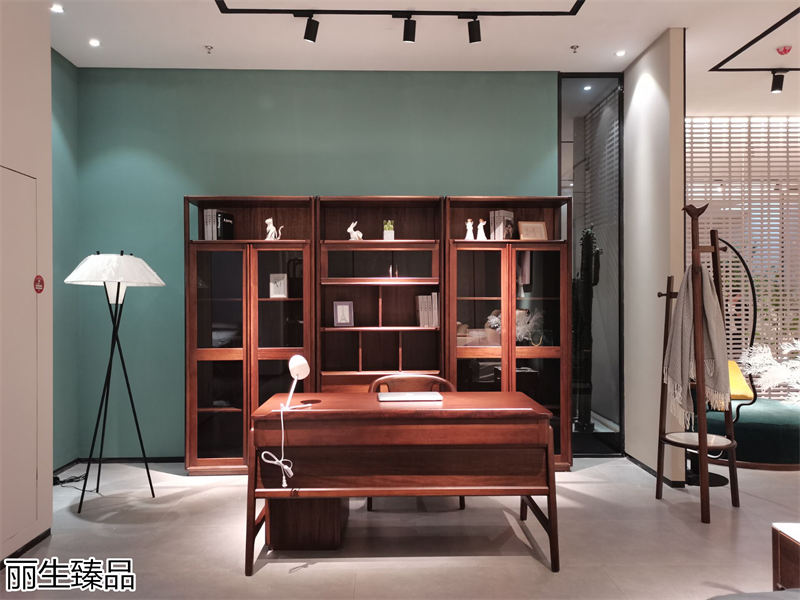 麗生緣&middot;麗生臻品意式輕奢風格烏絲楠木家具展廳實拍