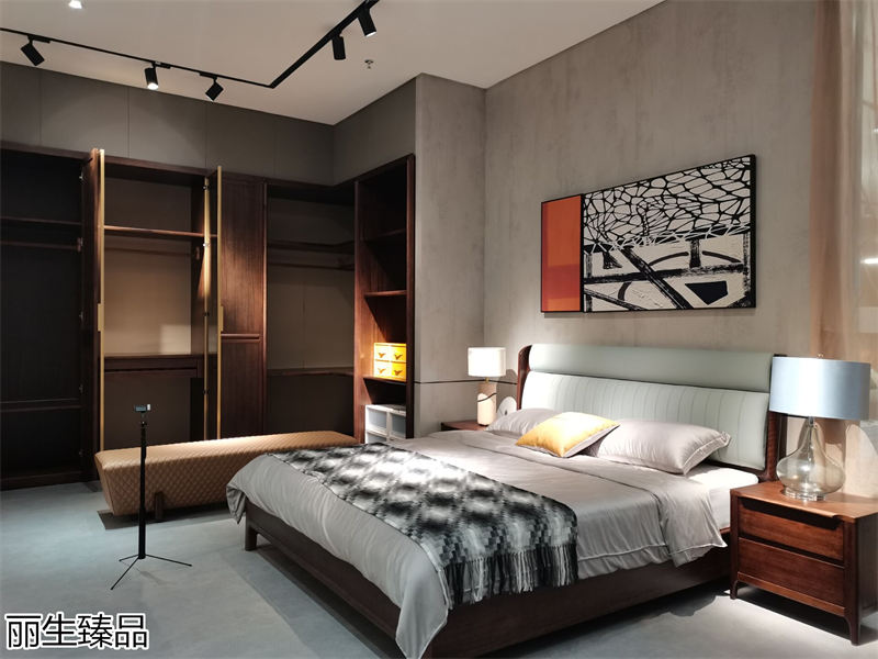 麗生緣&middot;麗生臻品意式輕奢風格烏絲楠木家具展廳實拍