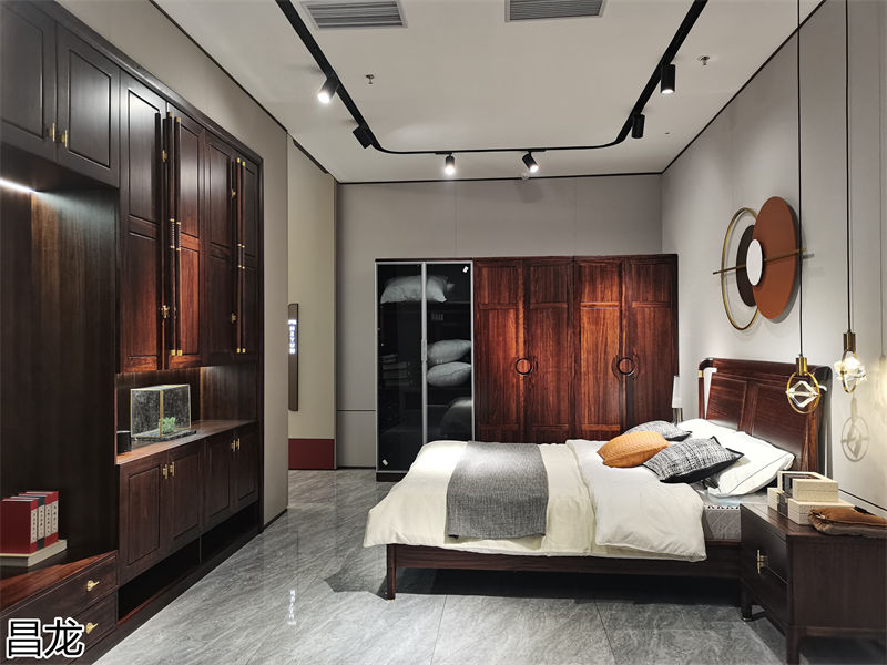 昌龍新中式烏金木整屋定制家具展廳實(shí)拍
