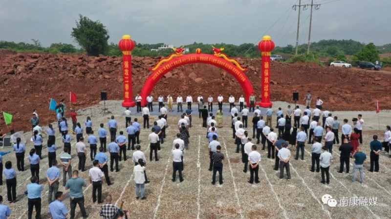 愛格森廢料與新型環(huán)保材料綜合循環(huán)再利用項目