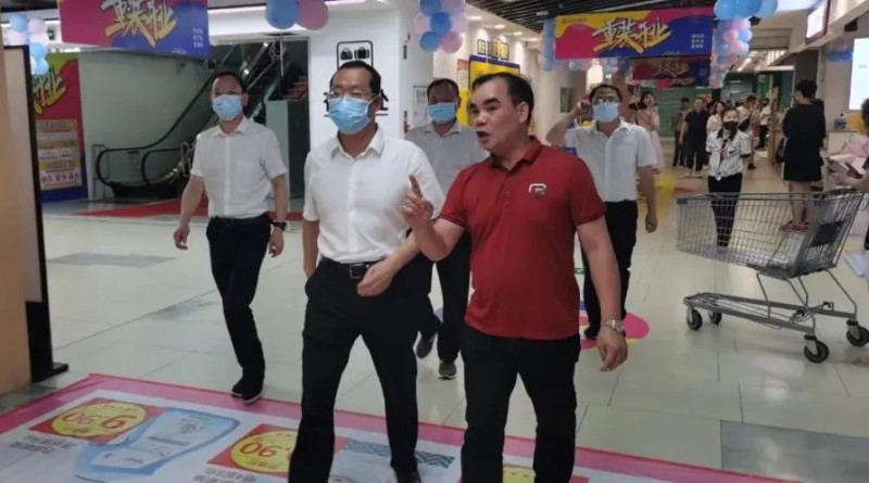 擬定在大洋集團柳州奧特萊斯商城建設南康家具品牌館