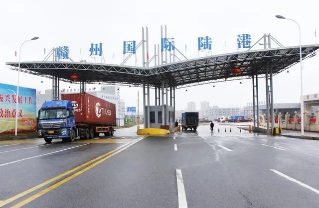 ▲隨著國際陸港的建設，使得南康&ldquo;木材買全球，家具賣全球&rdquo;成為可能