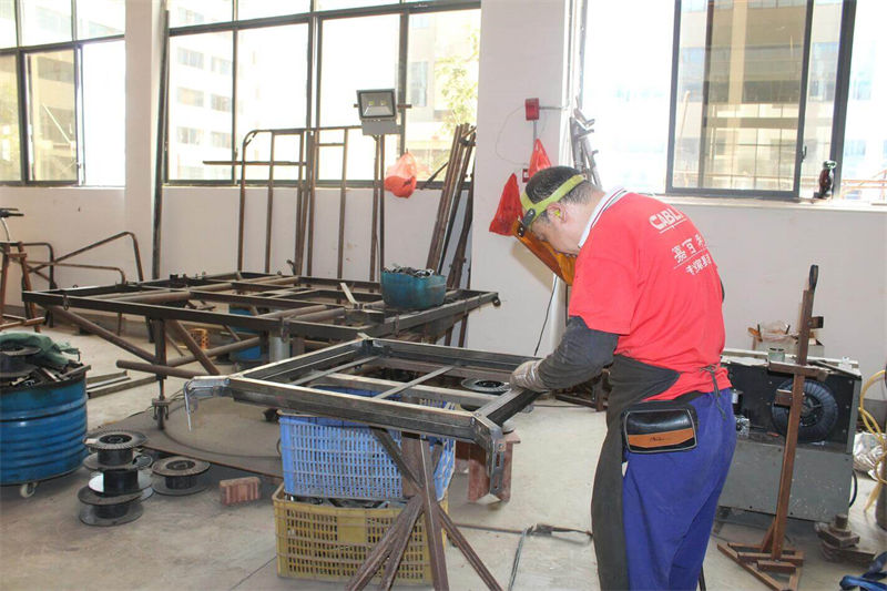 良友五金家具配件廠家