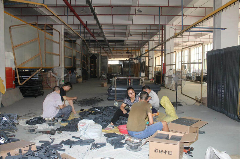 良友五金家具配件廠家