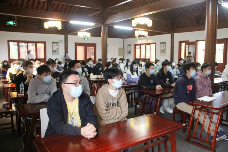 2022年南康家具學(xué)院“項(xiàng)目化教學(xué)”正式開(kāi)班!2