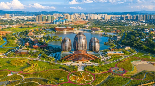 南康依托首位家具特色優勢產業，持續做好脫貧人口和重點人群就業增收