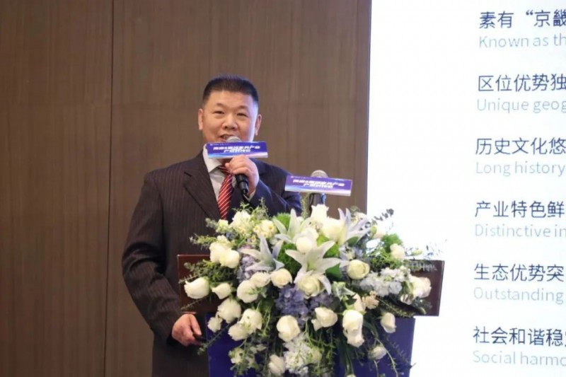 香河經(jīng)開區(qū)家具城發(fā)展辦公室主任李萬青