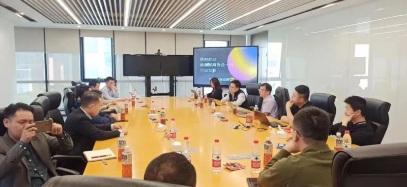 京東集團(tuán)副總裁湯恒晟