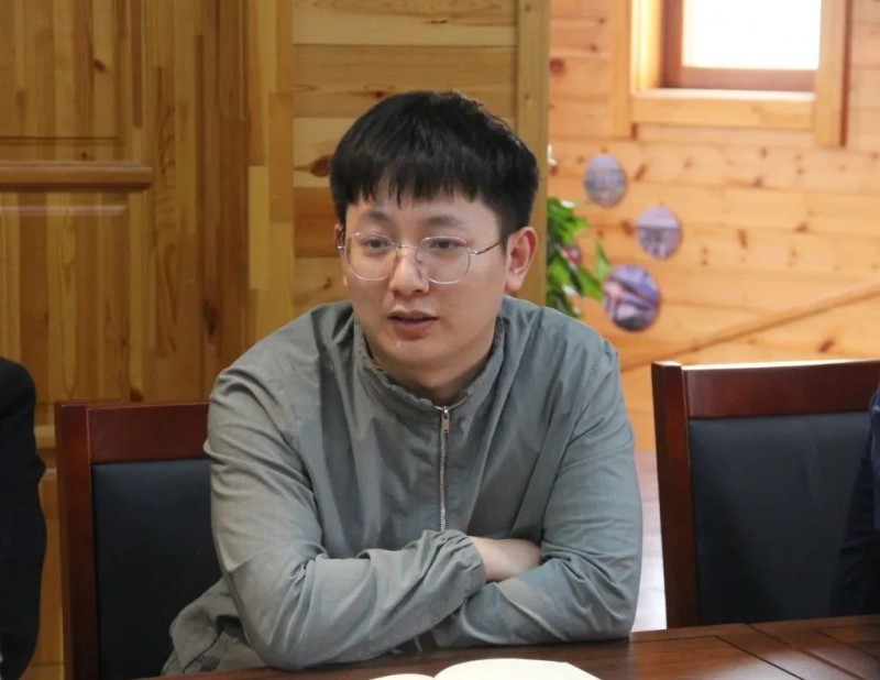 區家具協會副秘書長曹畢文