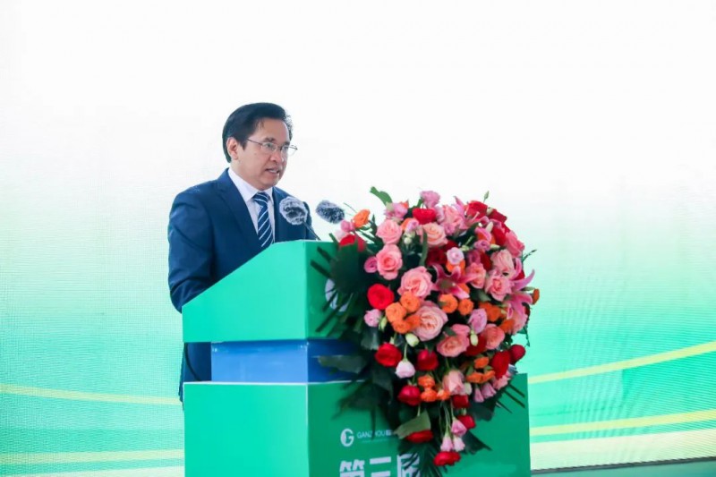 南康區委書記何善錦致辭