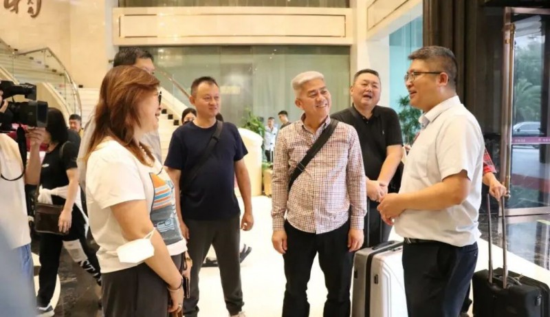 馬來西亞家具總會組團來南康考察，深化中馬家具合作！2