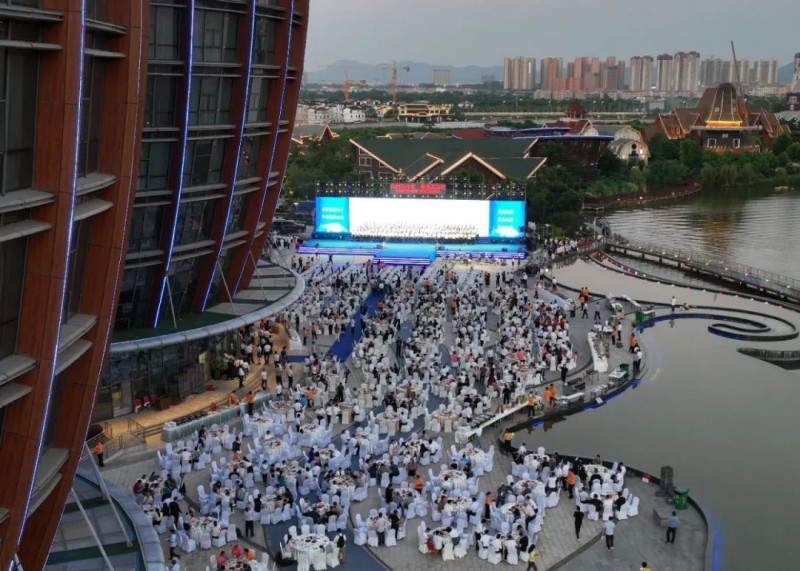 行業(yè)凝心聚力展現(xiàn)&ldquo;淄博服務(wù)、南康精神&rdquo;