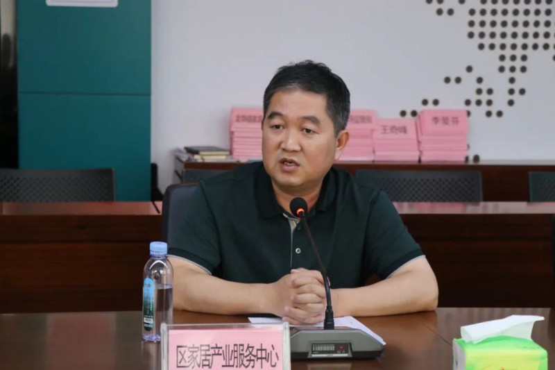 區家具產業促進局局長李慶偉