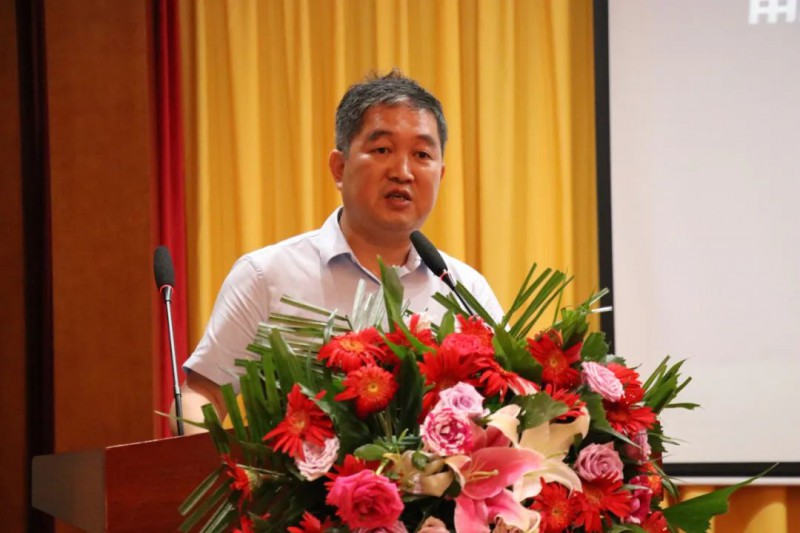 區家具產業促進局局長李慶偉