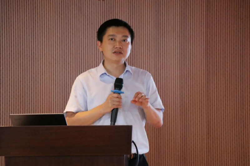 區家具產業促進局副局長吳晶