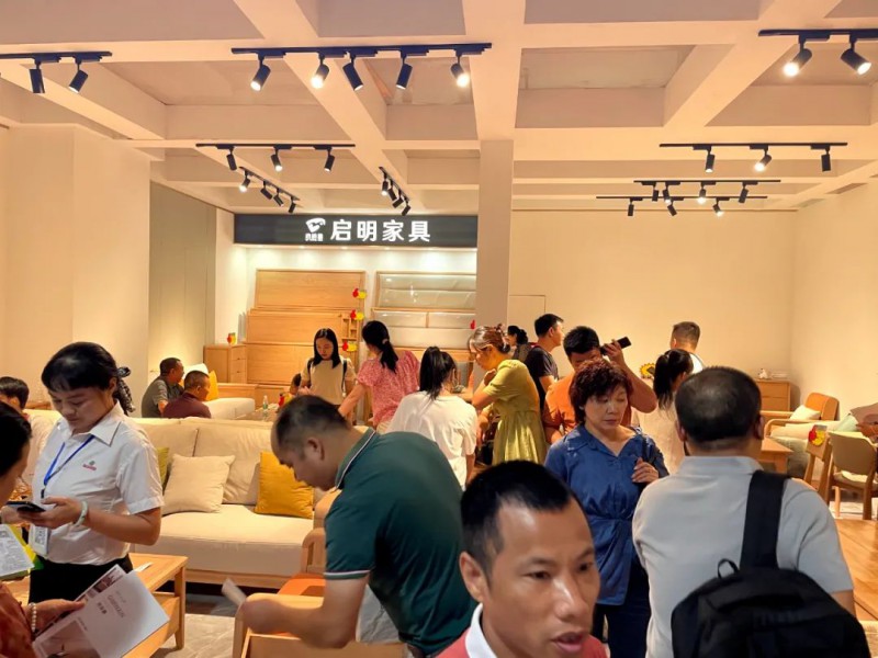 為南康家具親身代言3