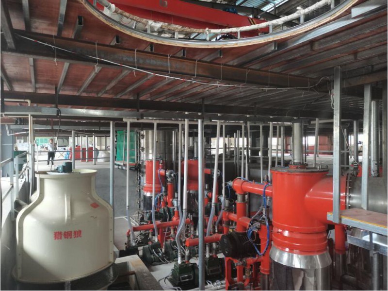 南康鑫鈦真空鍍膜設(shè)備 (1)