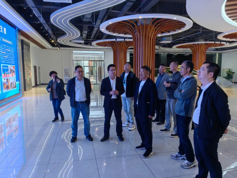 四川省家具行業商會會長王學茂來南康考察家具產業2