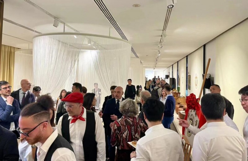 南康家具亮相&ldquo;時尚之都&rdquo;米蘭